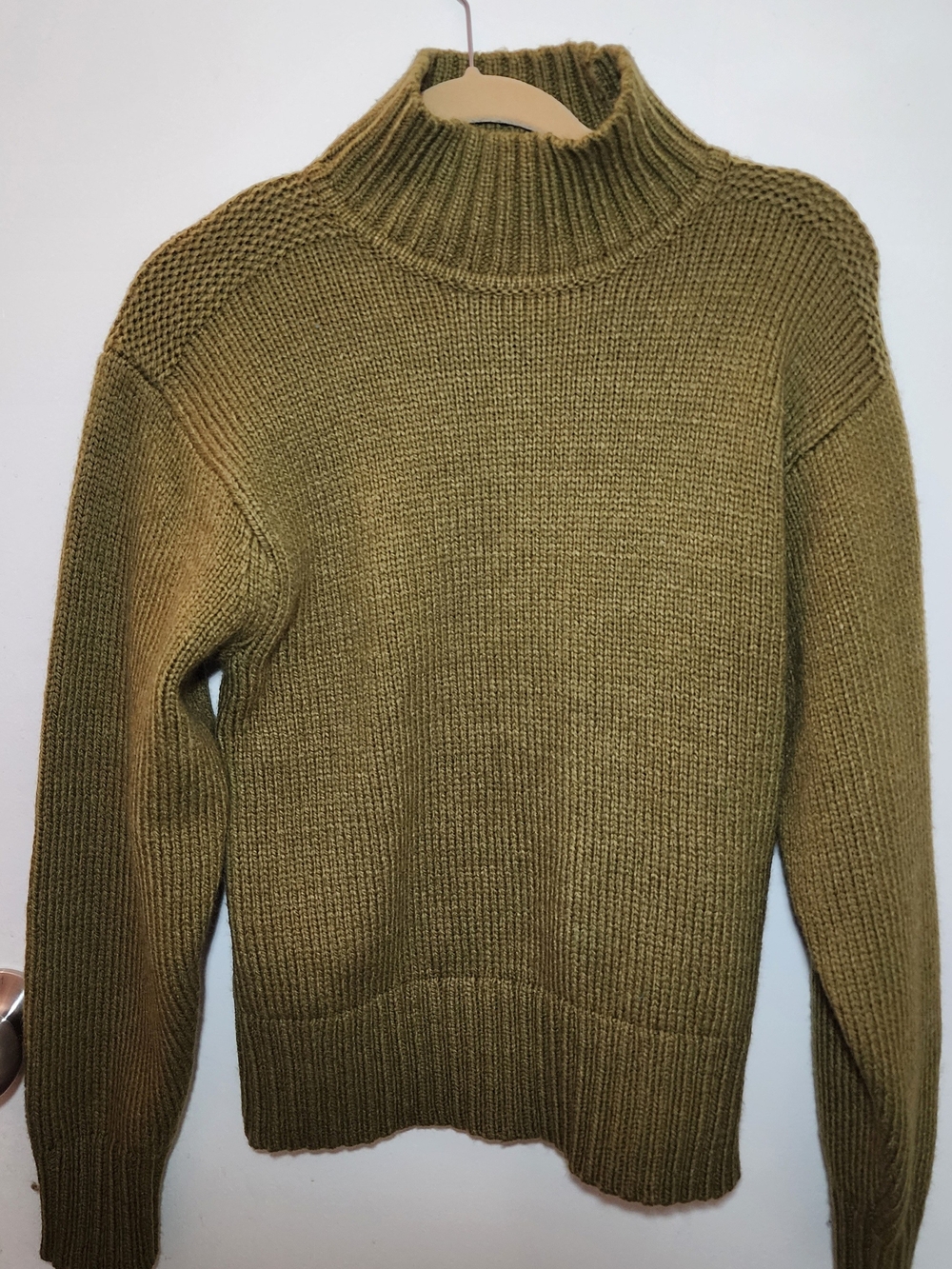 JW ANDERSON Olive Green Ribbed Turtleneck Sweater